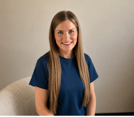 Samantha McLean, practitioner headshot at Parksville Wellness Collective